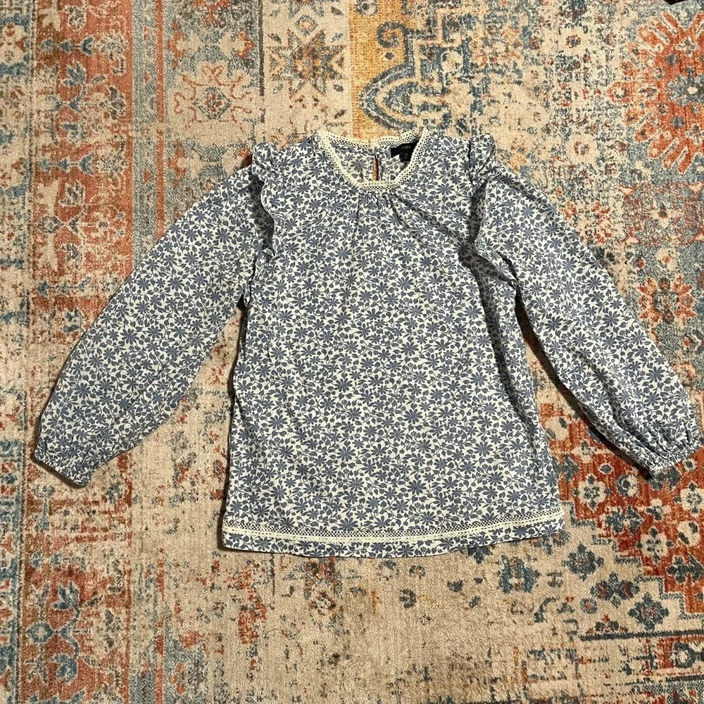 J. Crew blue and white puff-sleeve eyelet lace ruffle detail top